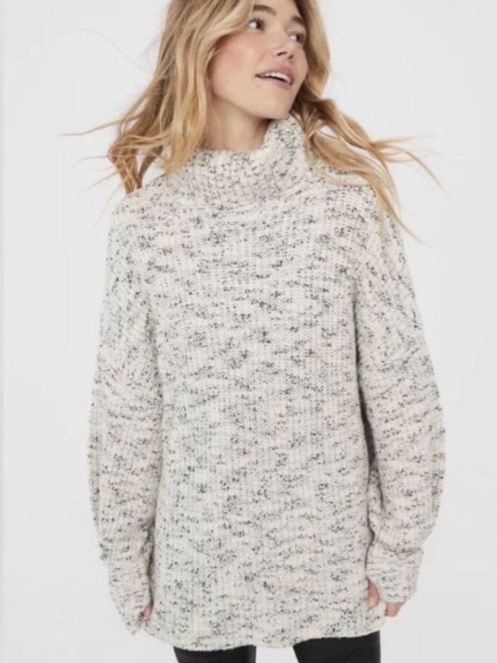 OFFLINE By Aerie Size Large Oversized Chillside Turtleneck Sweater Soft Muslin